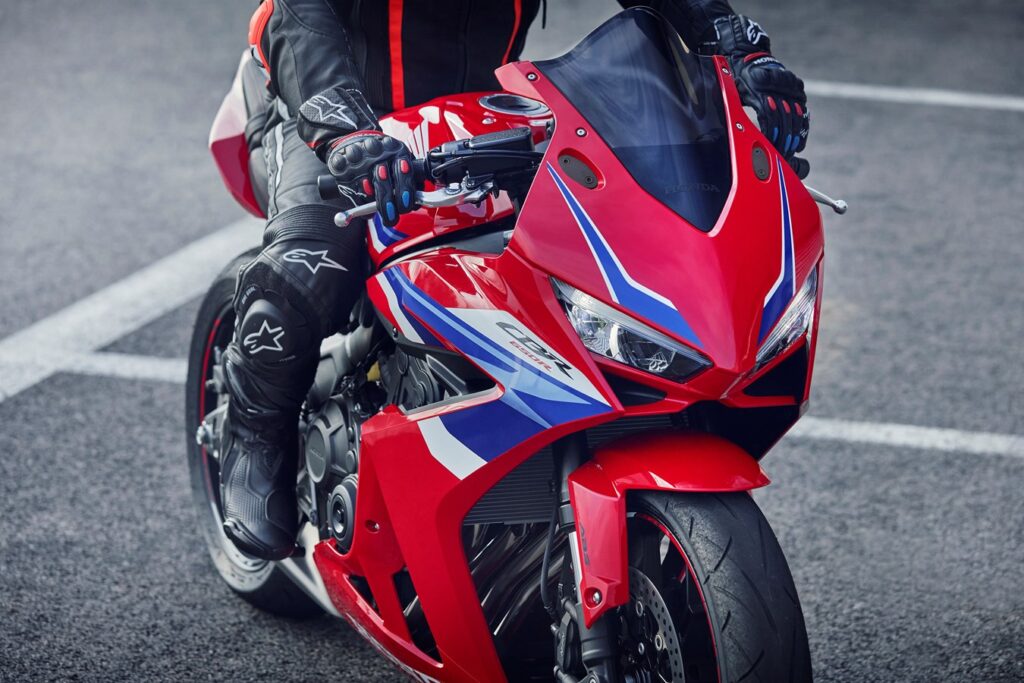 24YM CBR650R